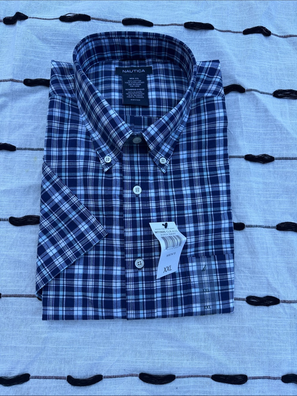 Nautica Men’s Navy and White Plaid Short-Sleeve Button-Down Shirt